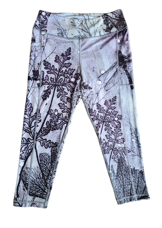 3/4 Length 'Dark Dragonfly' Leggings 2022