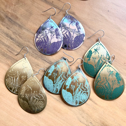 Etched Brass Metal Earrings - Medium Dragonfly