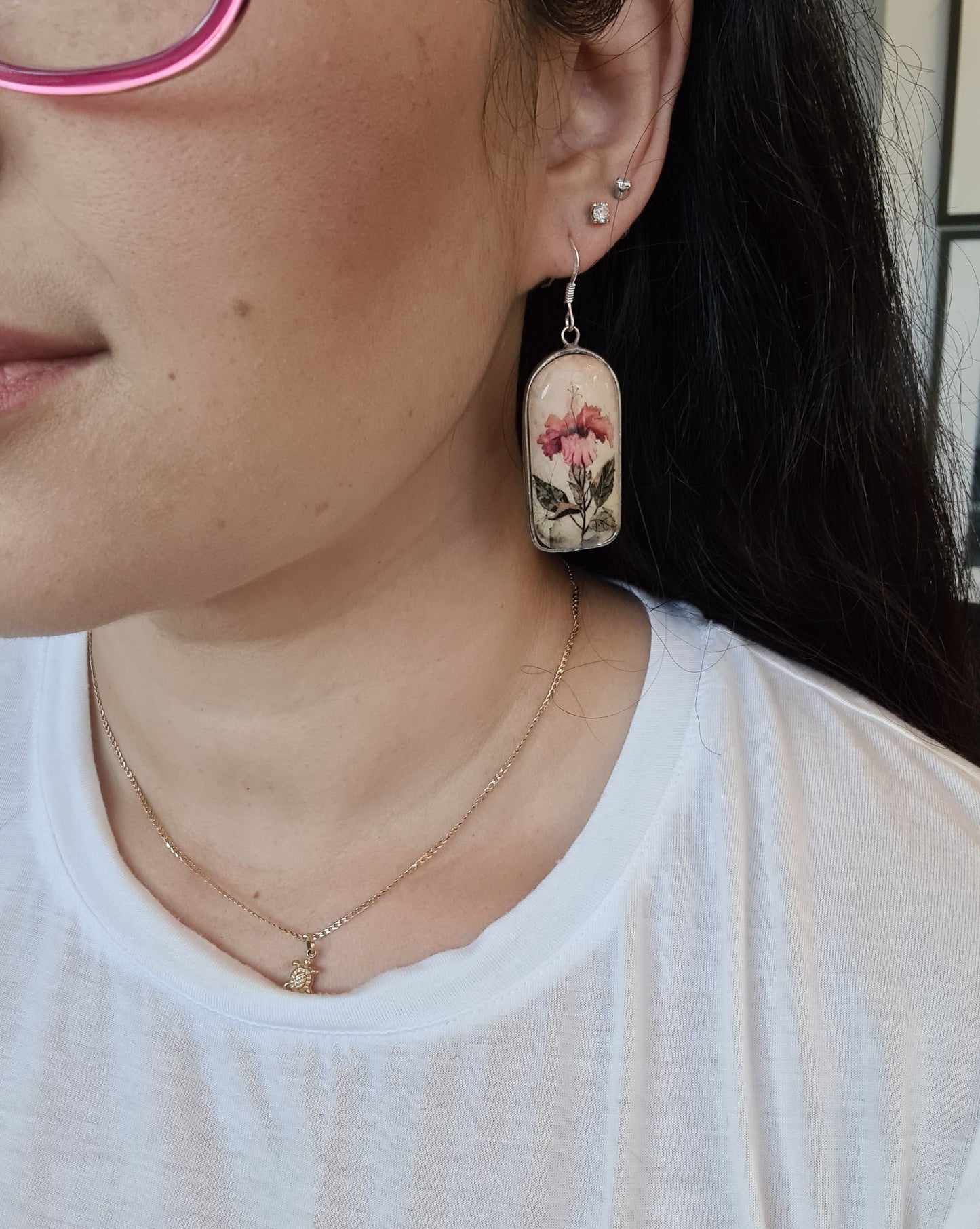 Handmade Metal Earrings - Single Hibiscus