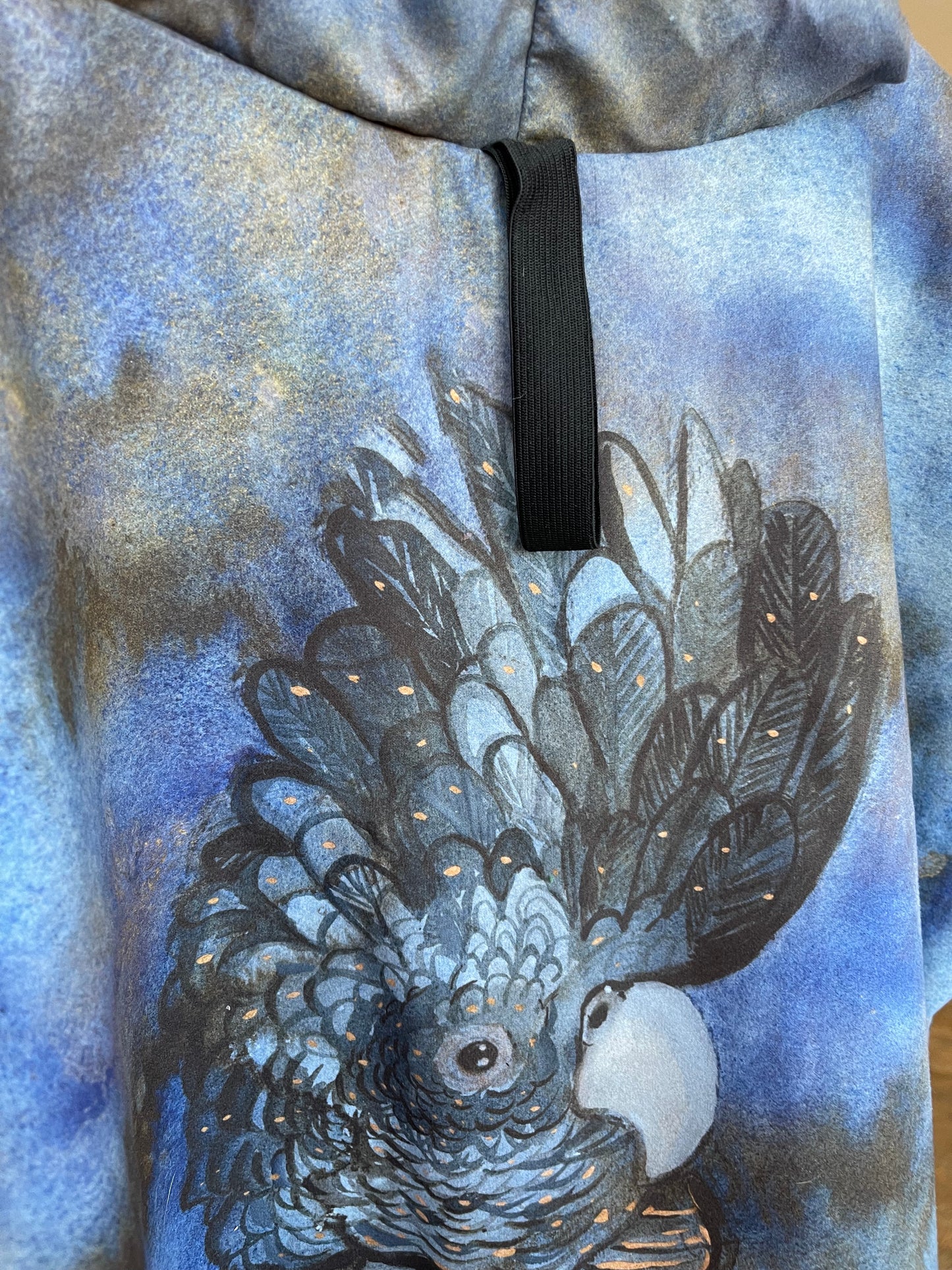 Kids Sand-Free Towel Hoodie - Black Cockatoo
